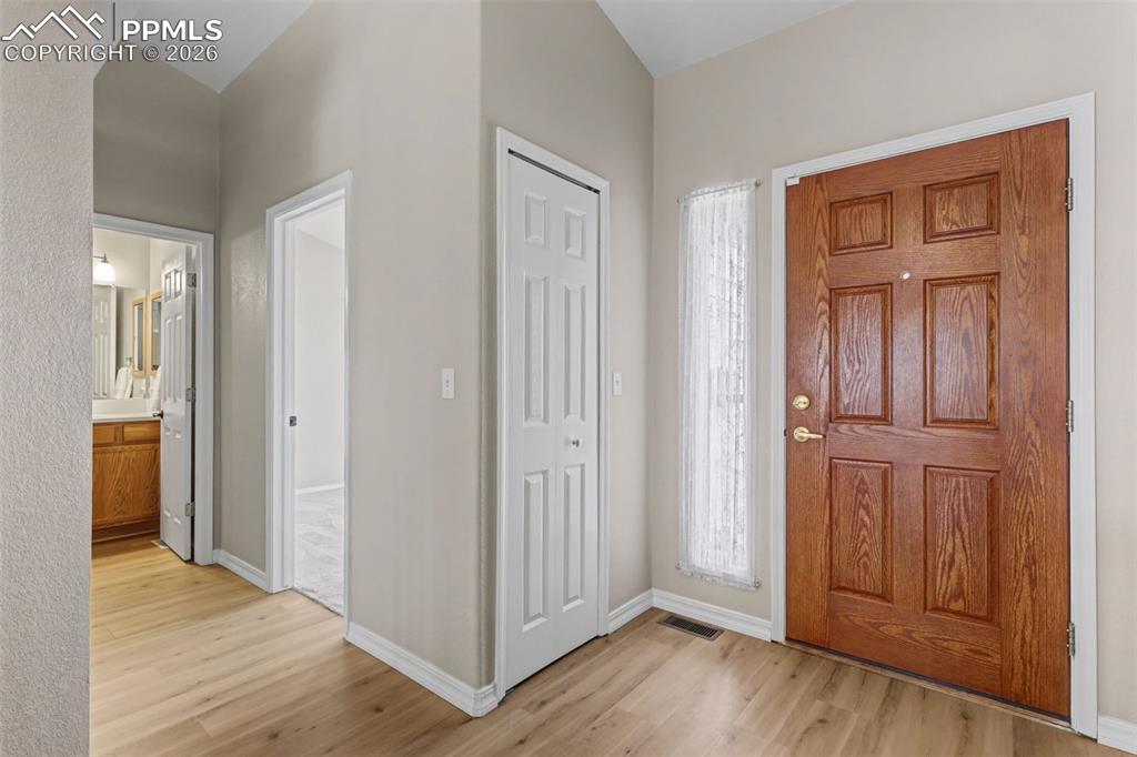 Image 3 of 27: No Description Available