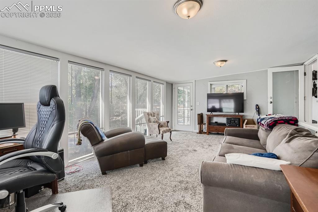 Image 14 of 37: Living Room