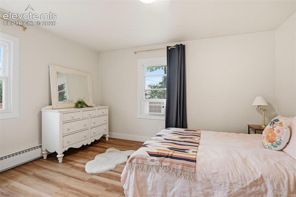 Image 15 of 45: Master Bedroom