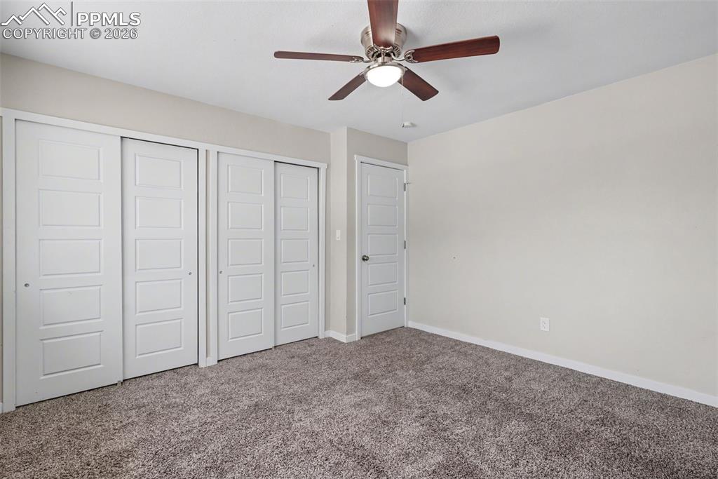 Image 12 of 29: Bedroom