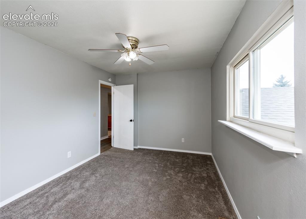 Image 18 of 38: 2nd bedroom upper level