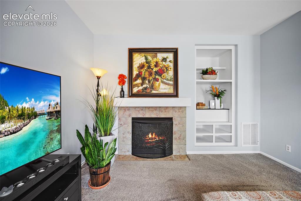 Image 13 of 40: Living Room