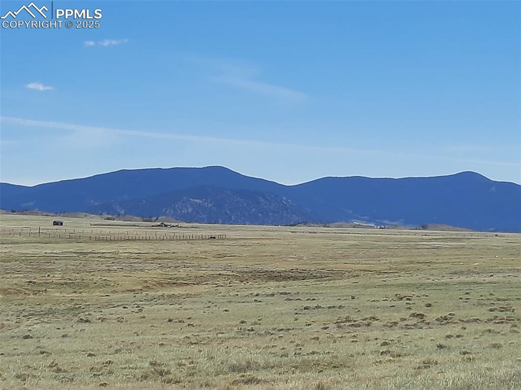 Image 7 of 38: Puma Hills to east.