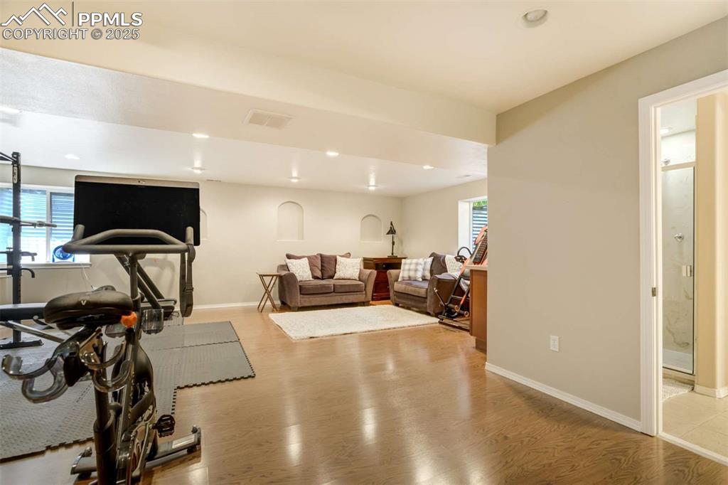 Image 39 of 50: Family Room