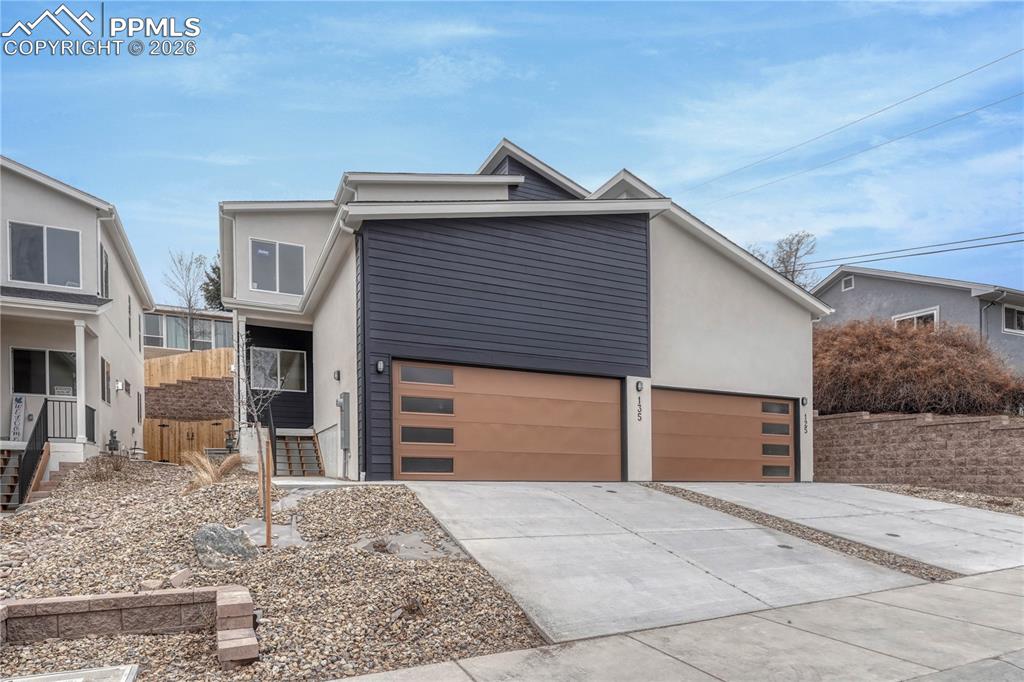 Image 2 of 40: Contemporary exterior elevation