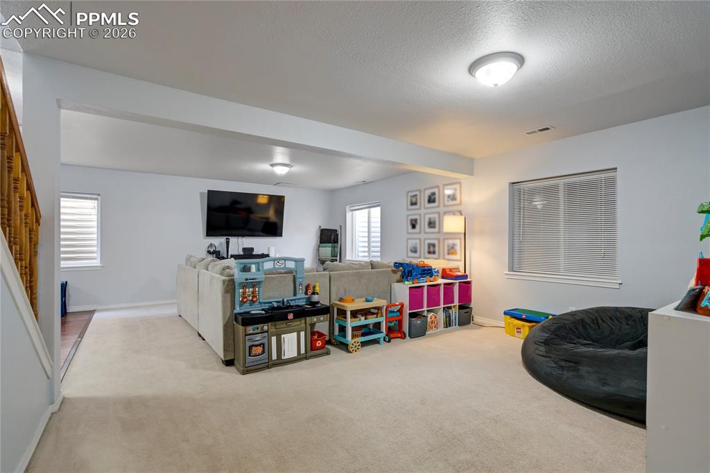 Image 30 of 49: Family Room