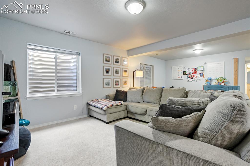 Image 31 of 49: Family Room