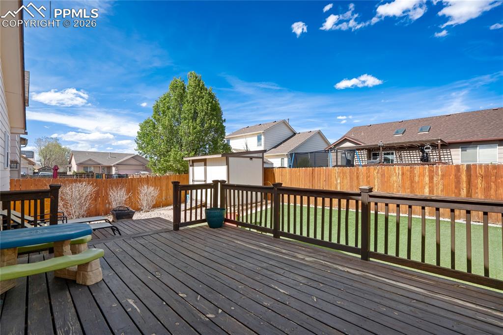 Image 41 of 49: Deck