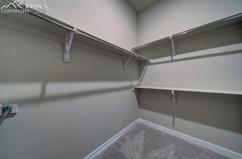 Image 23 of 34: Walk-In Closets