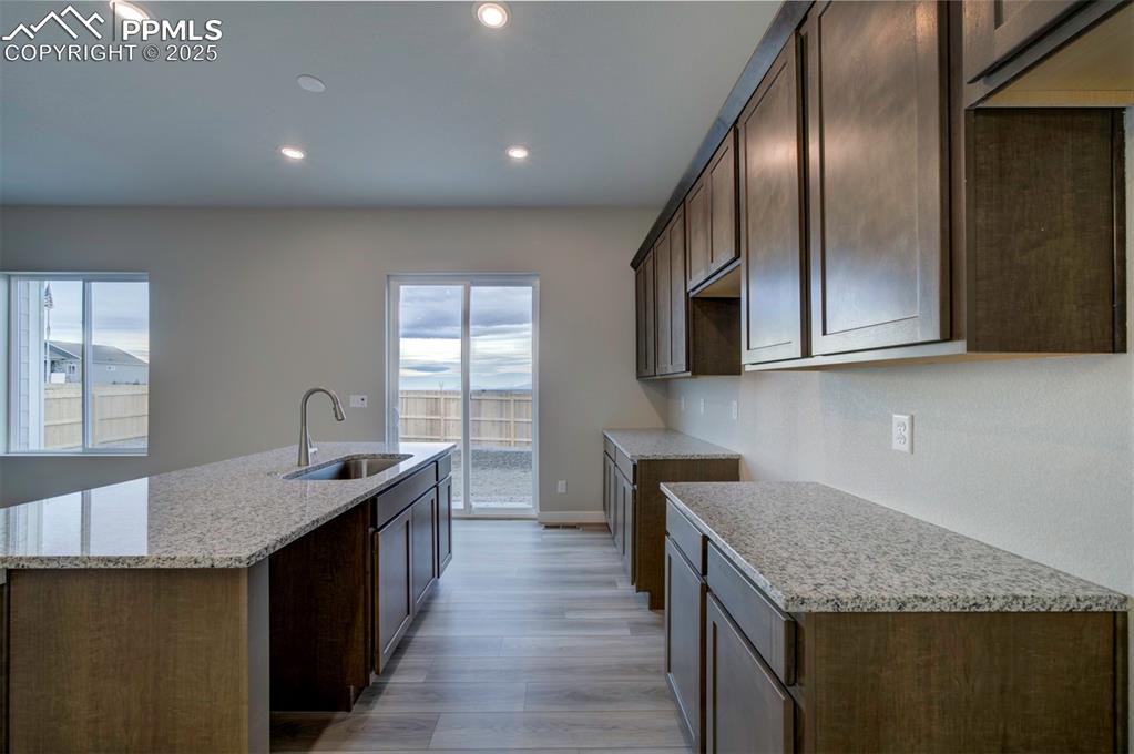 Image 8 of 34: Kitchen