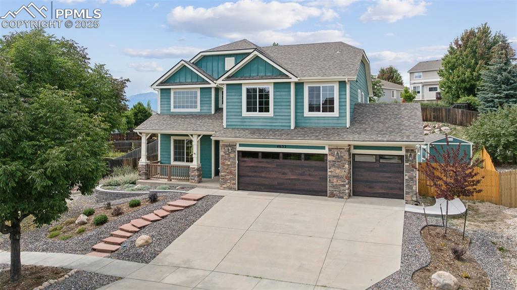 Image 3 of 35: Front of Structure