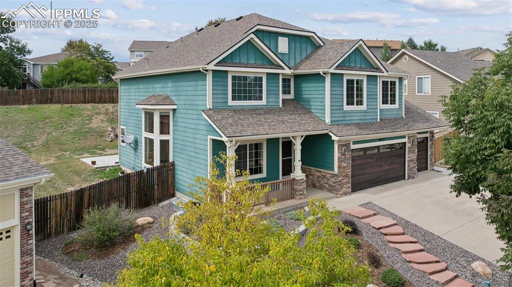 Image 4 of 35: Front of Structure