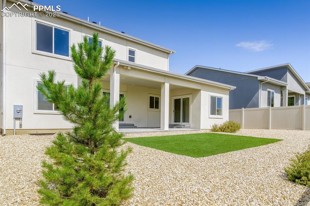 Image 45 of 50: Back of Structure