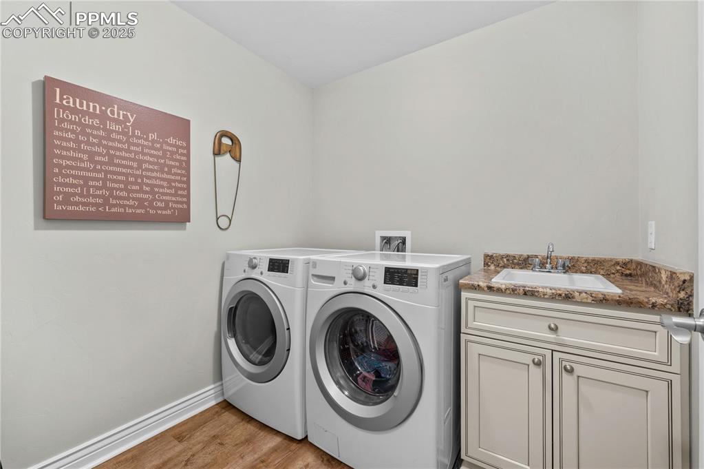 Image 17 of 33: Laundry