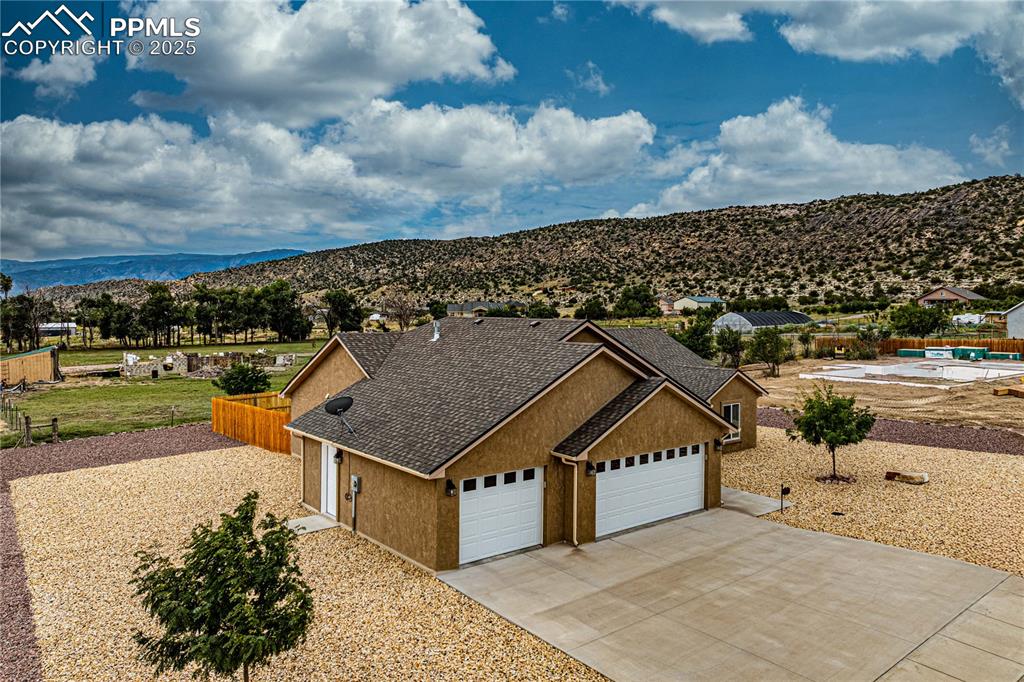 Image 21 of 33: Front of Structure