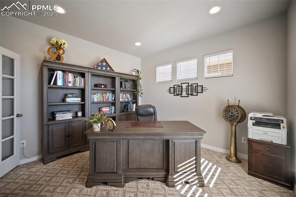 Image 20 of 42: Office