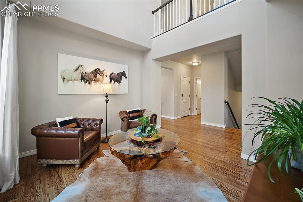 Image 8 of 42: Living Room