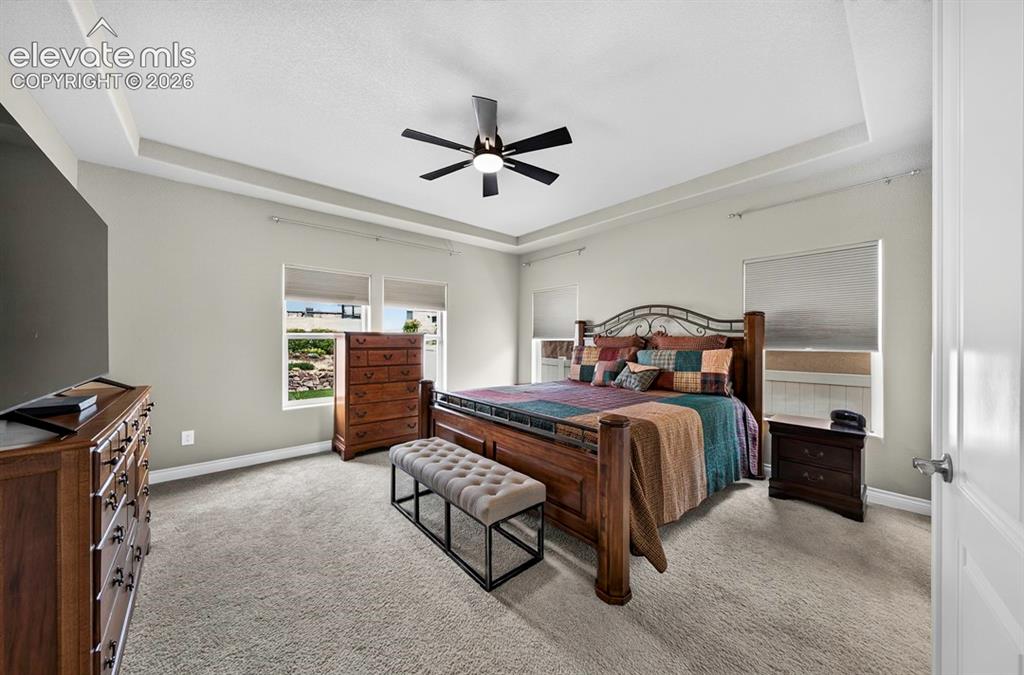 Image 12 of 32: Bedroom