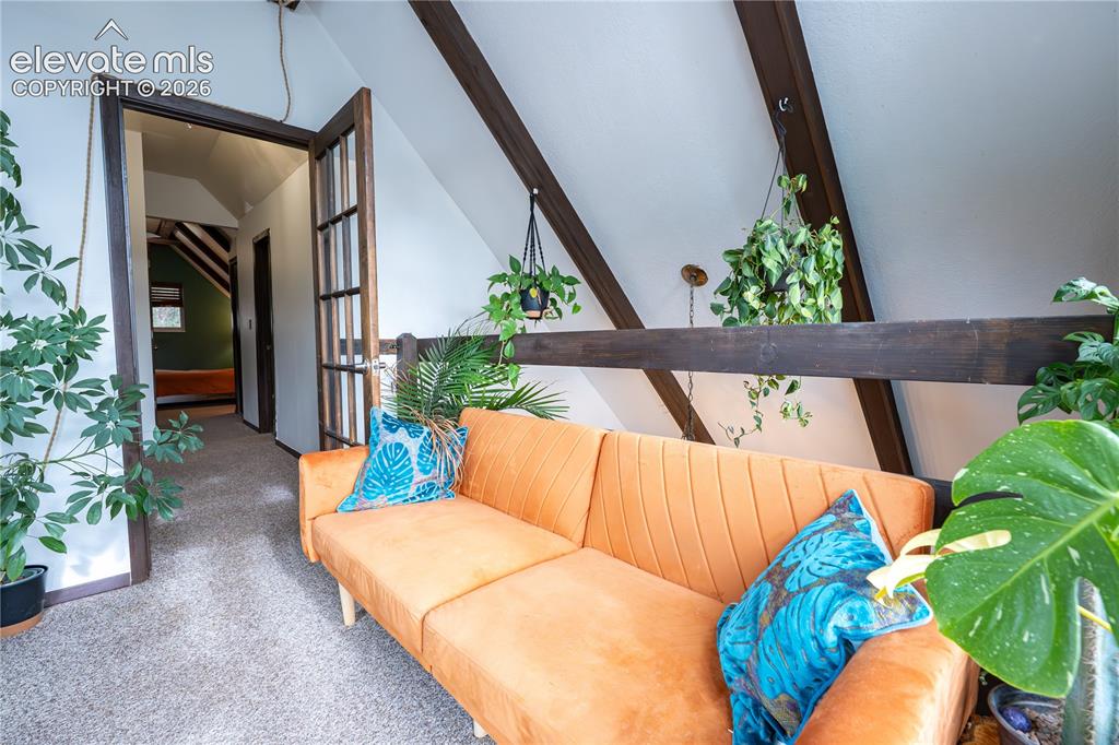 Image 12 of 27: Loft