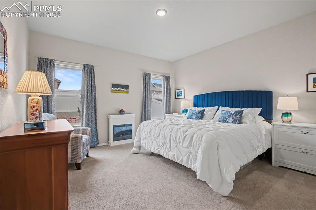 Image 5 of 33: Main Bedroom