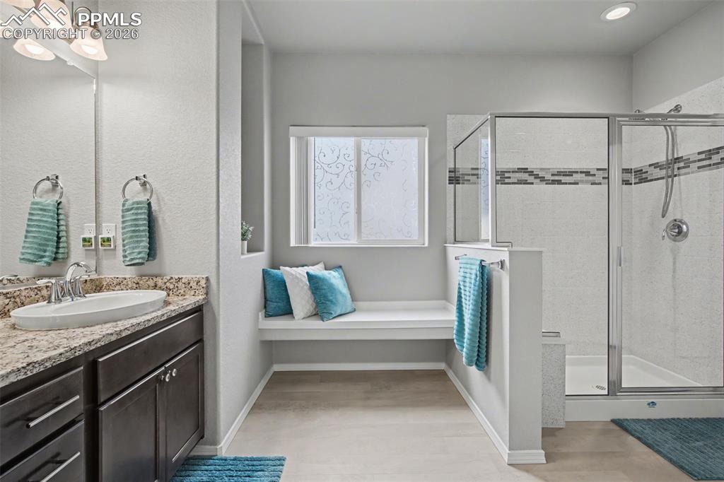 Image 6 of 33: Main Bathroom