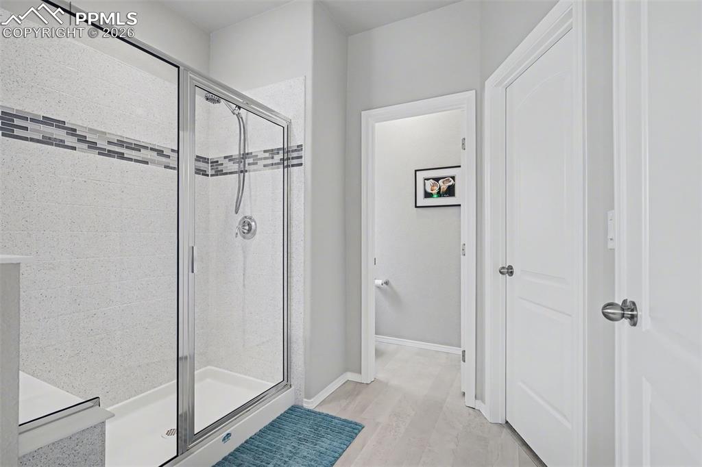 Image 8 of 33: Main Bathroom