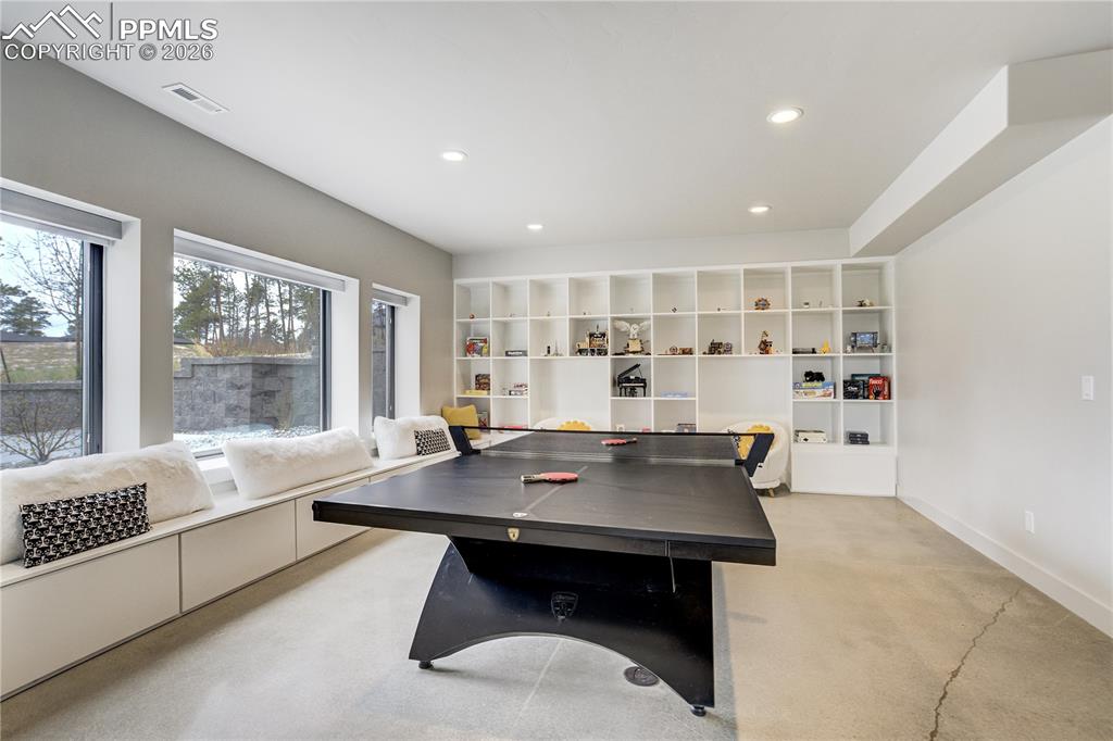 Image 33 of 48: Game Room