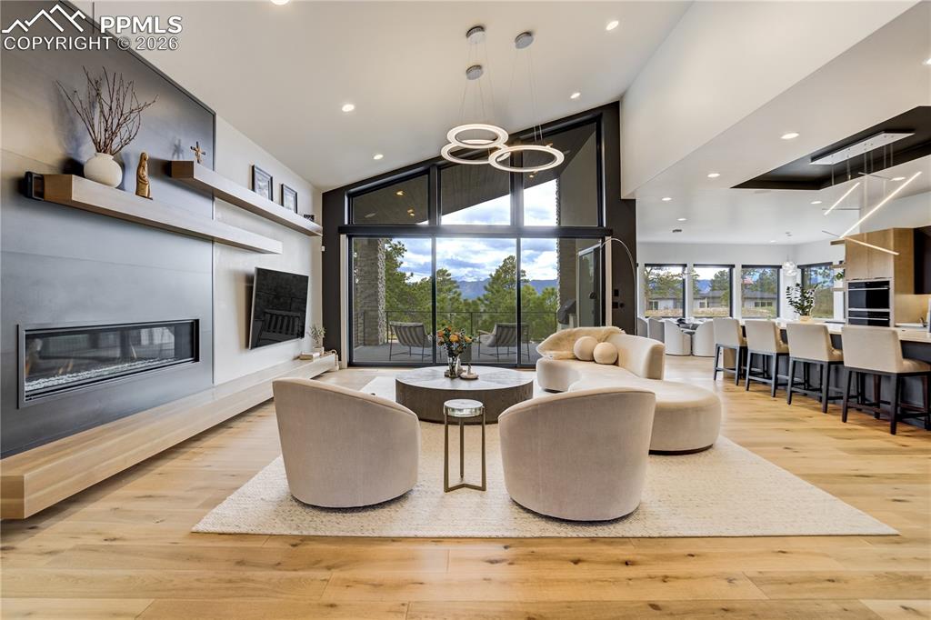 Image 4 of 48: Living Room