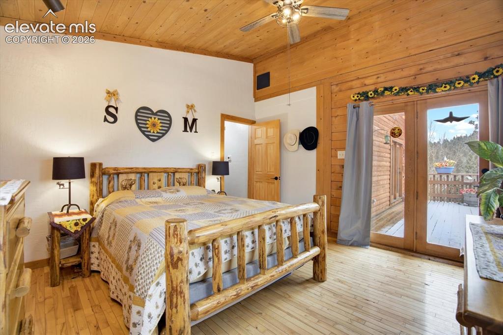 Image 14 of 49: Master Bedroom