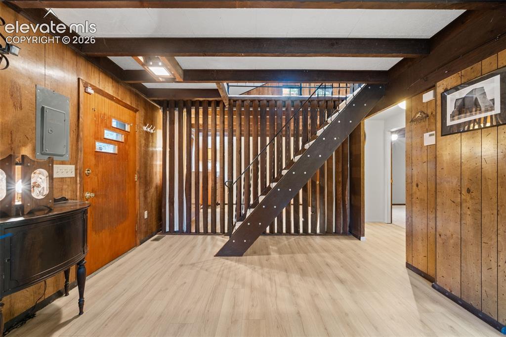 Image 10 of 38: Spacious kitchen island with plenty of workspace