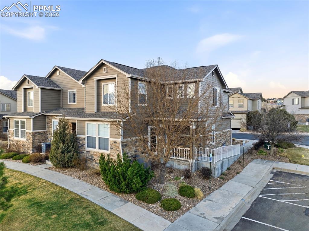 Image 31 of 41: Front of Structure