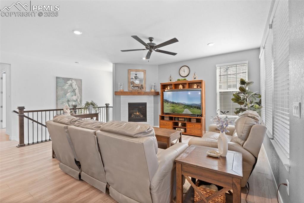 Image 11 of 26: Kitchen