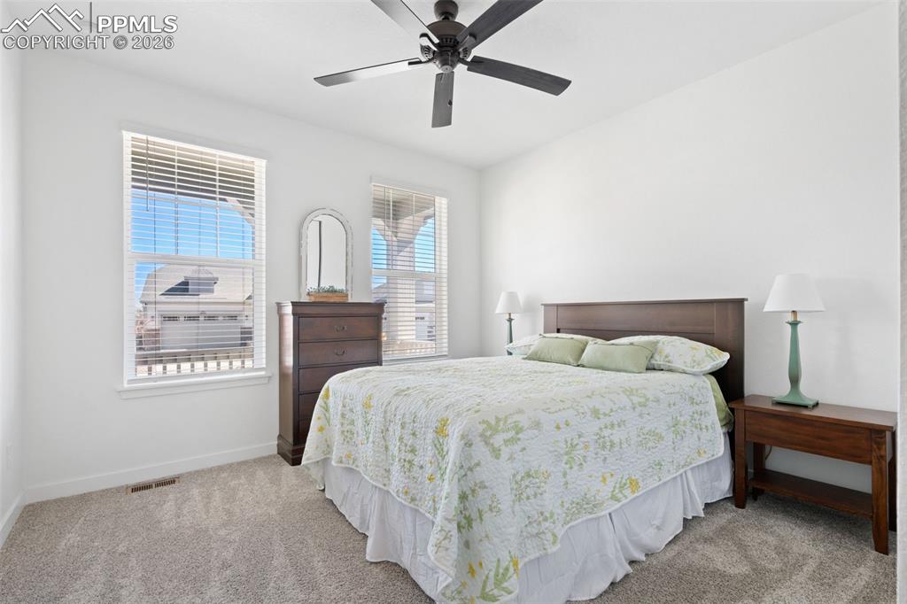 Image 13 of 26: Office