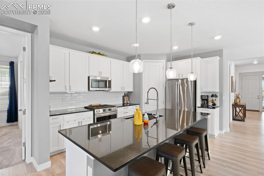 Image 6 of 26: Office