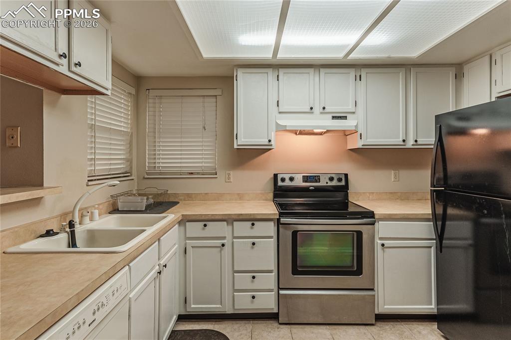 Image 11 of 35: No Description Available