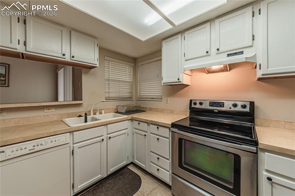 Image 12 of 35: No Description Available