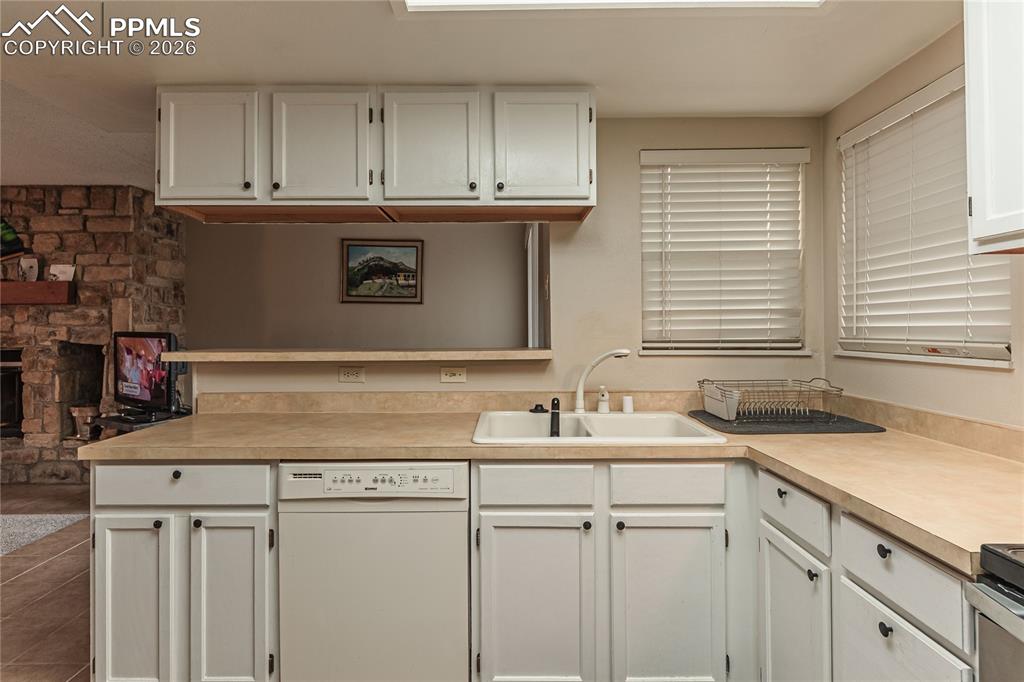 Image 13 of 35: No Description Available