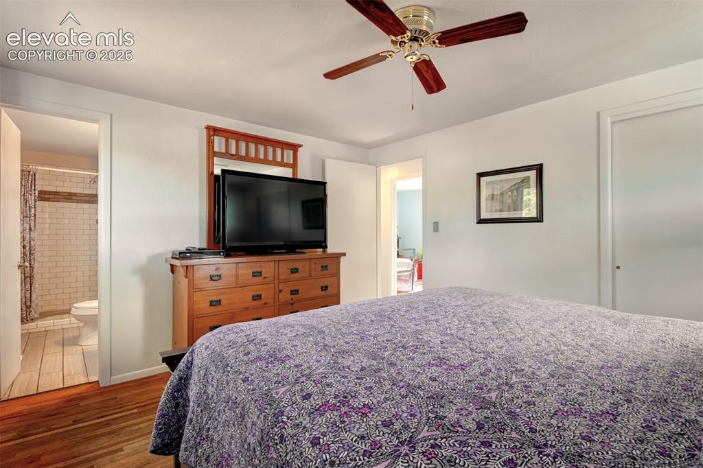 Image 14 of 31: Master Bedroom