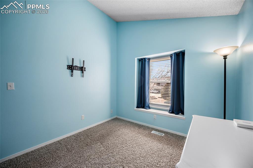 Image 20 of 46: Bedroom