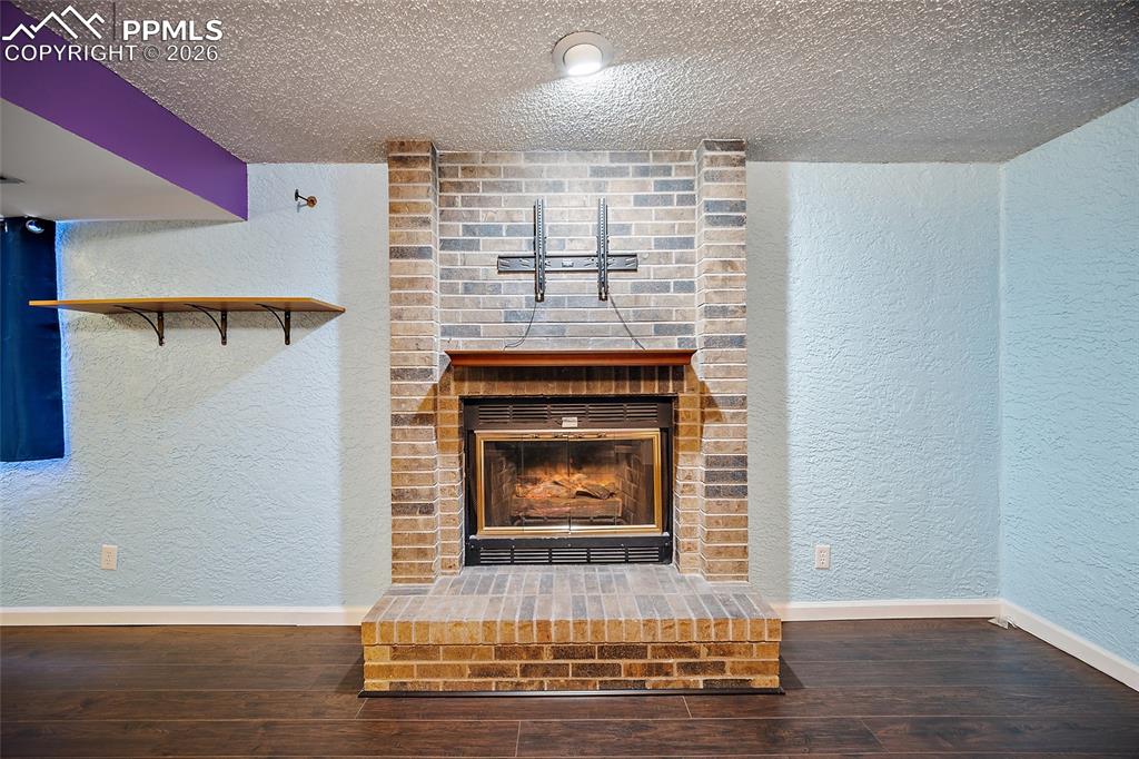 Image 26 of 46: No Description Available