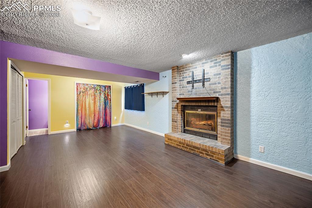 Image 29 of 46: No Description Available