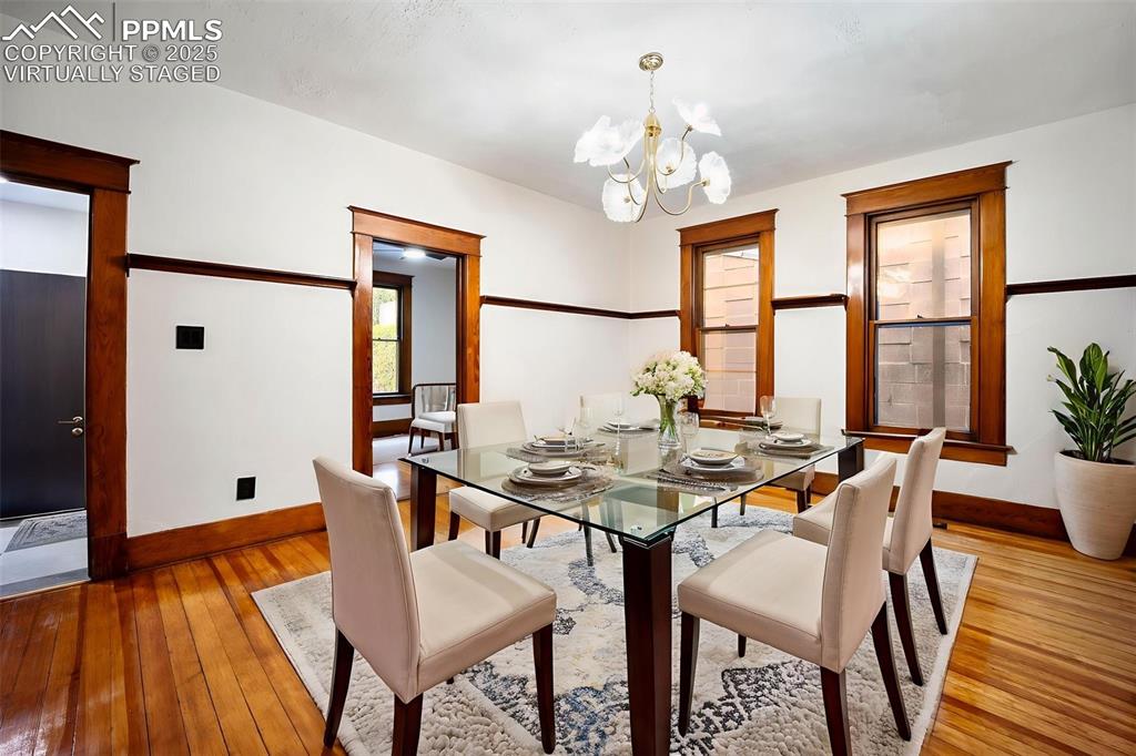 Image 16 of 48: Virtually staged dining room