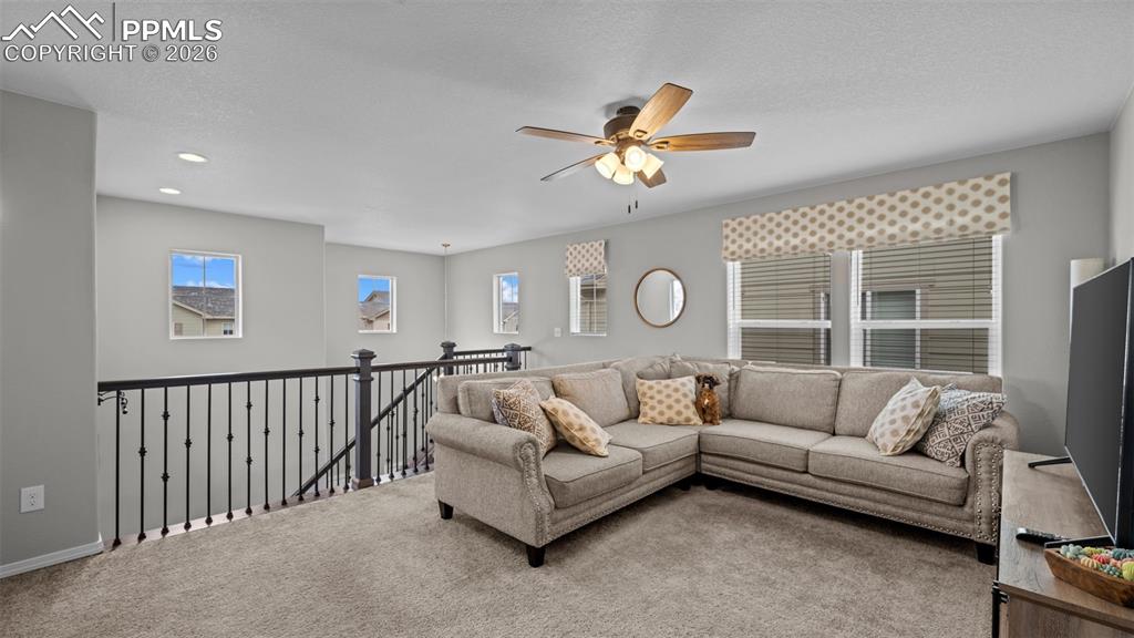 Image 17 of 34: Living Room