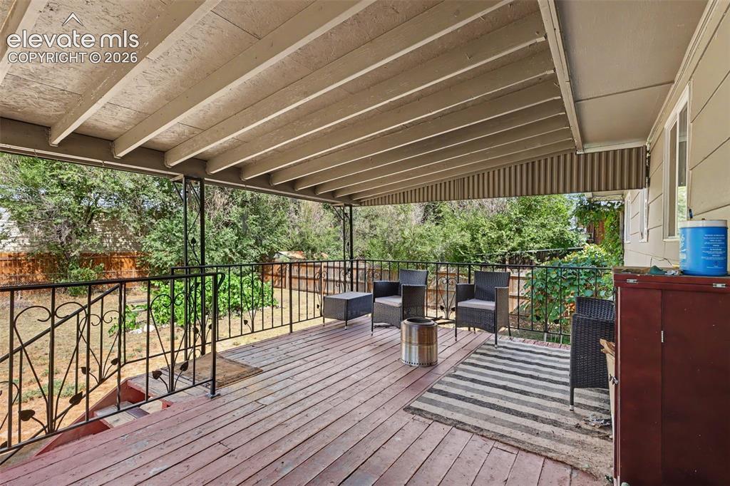 Image 6 of 29: Deck