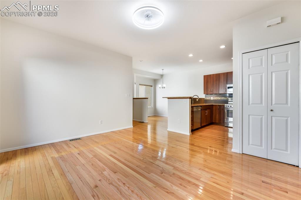 Image 10 of 50: Living Room