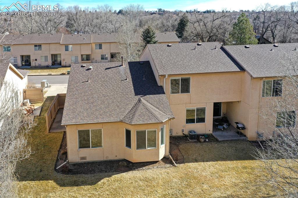 Image 42 of 50: Back of Structure