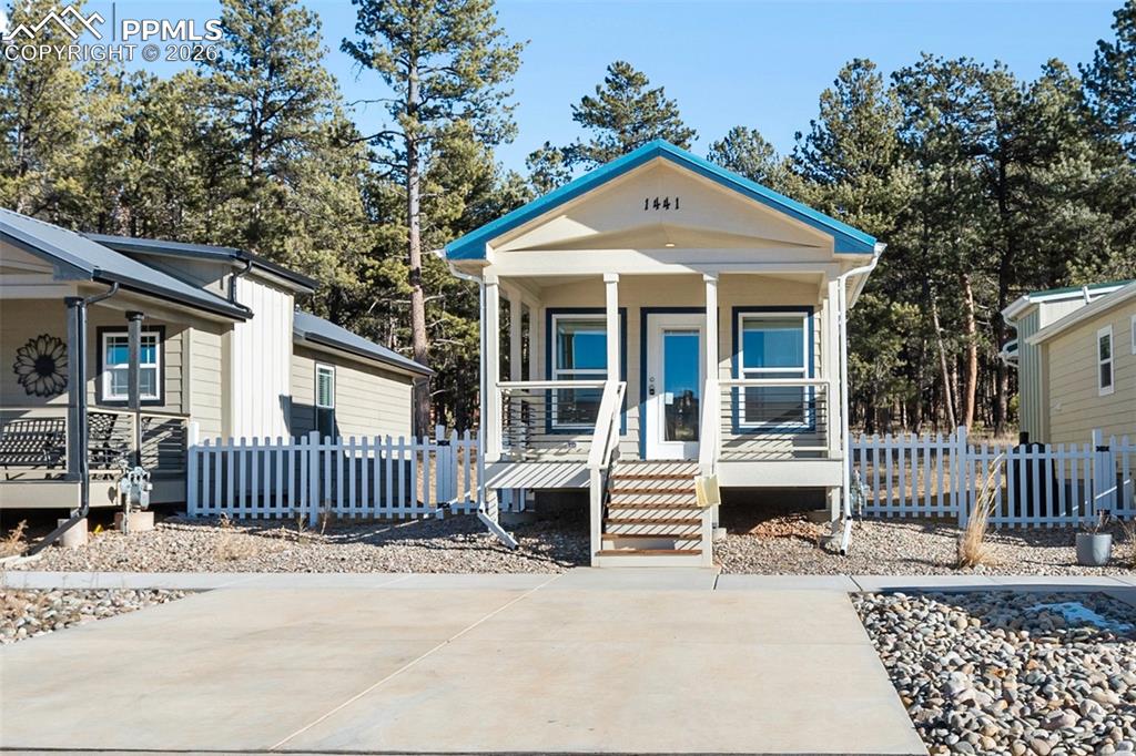 Image 1 of 19: Front of home.