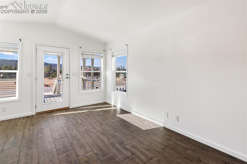 Image 7 of 19: Living room. 