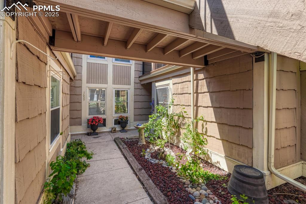 Image 2 of 48: Entry