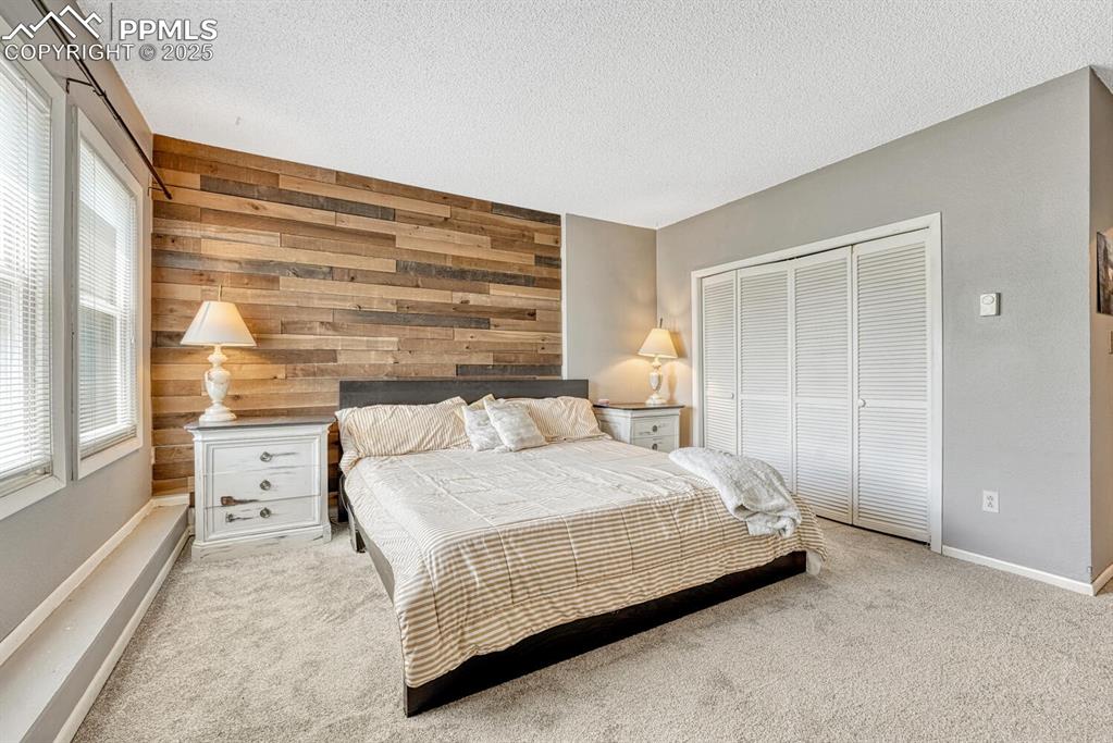 Image 30 of 48: Bedroom